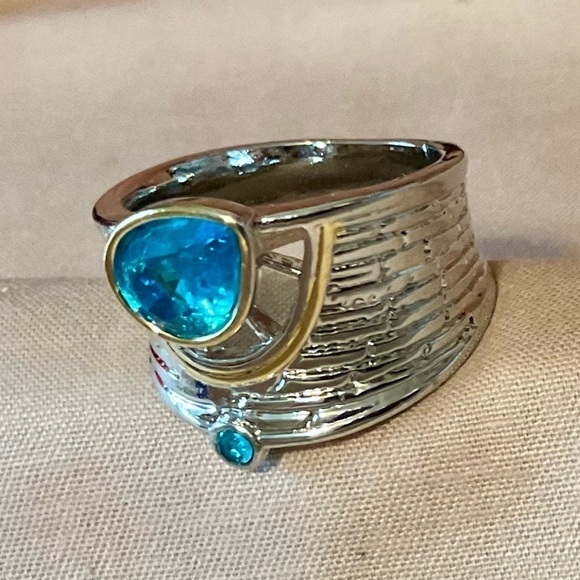 Beautiful Ring BN - Picture 3 of 4